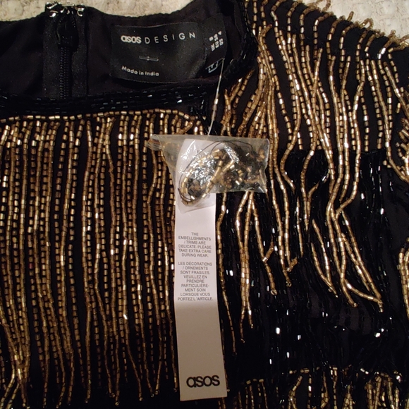 ASOS DESIGN embellished paneled shift dress beaded fringe in black & gold 4 - Picture 7 of 9